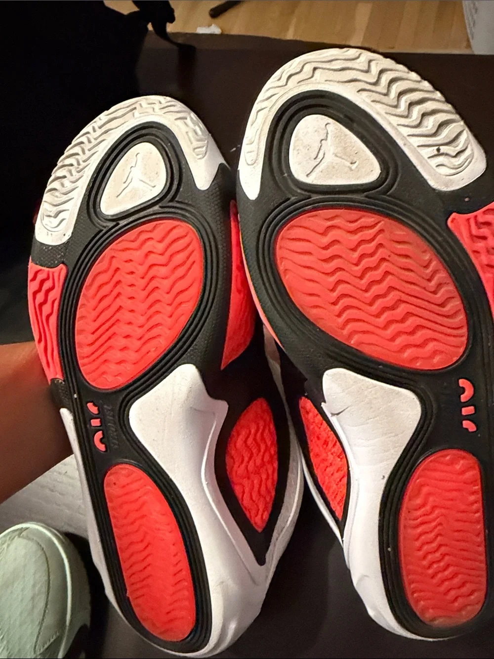 Jayson Tatum Deuce Men's White & Red Performance Basketball Shoes